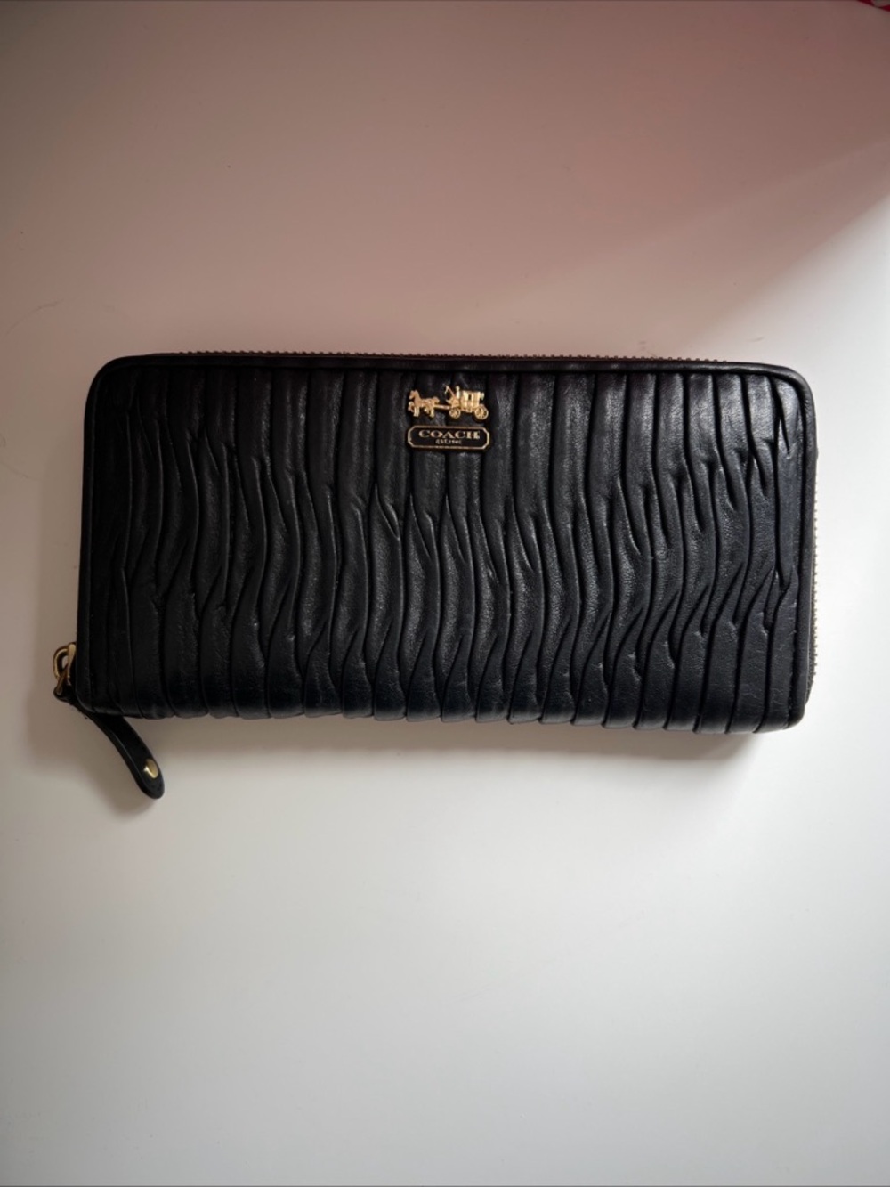 Coach Madison Accordion Black Leather Zip Around